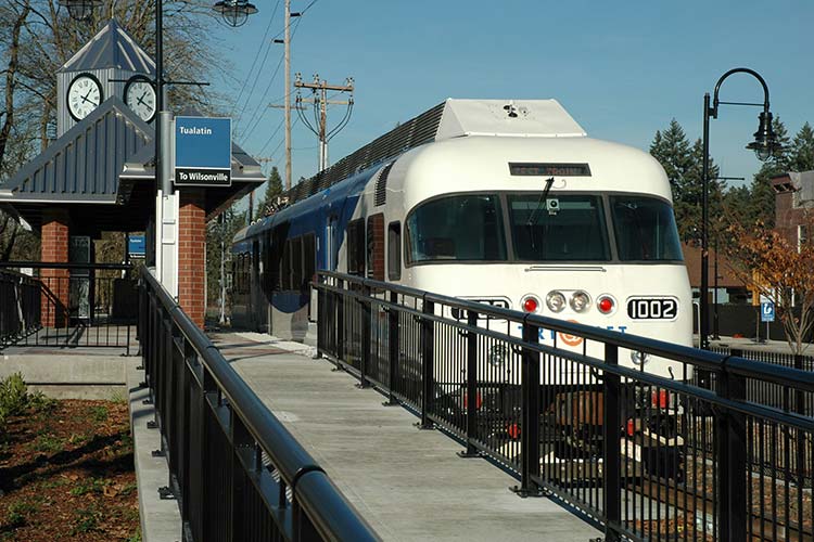 WES Commuter Rail at the Tualatin station